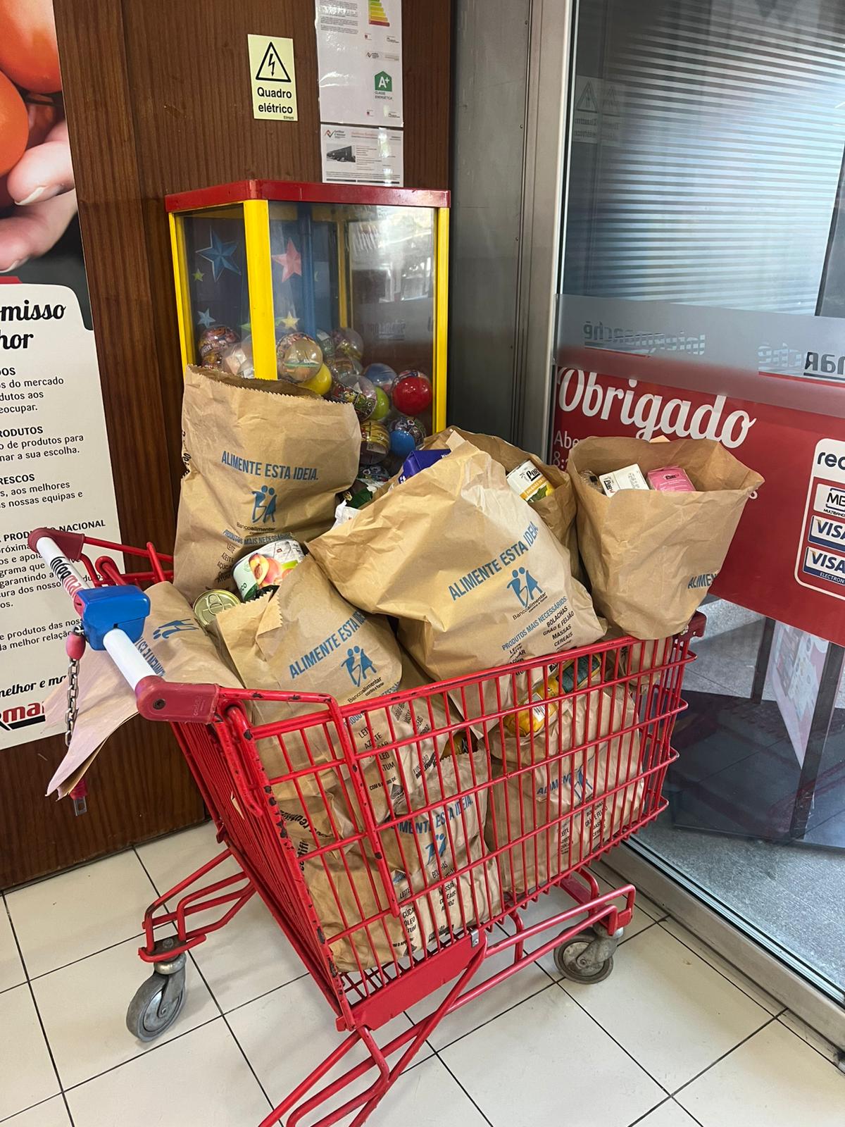 Alunos do 10º A uniram-se à Luta Contra a Fome